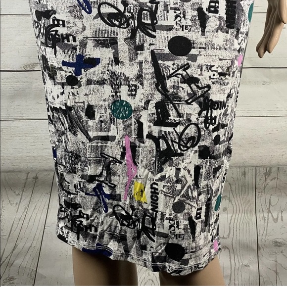 Topshop Bodycon Dress 🌺 Cute Newsprint - Picture 8 of 12